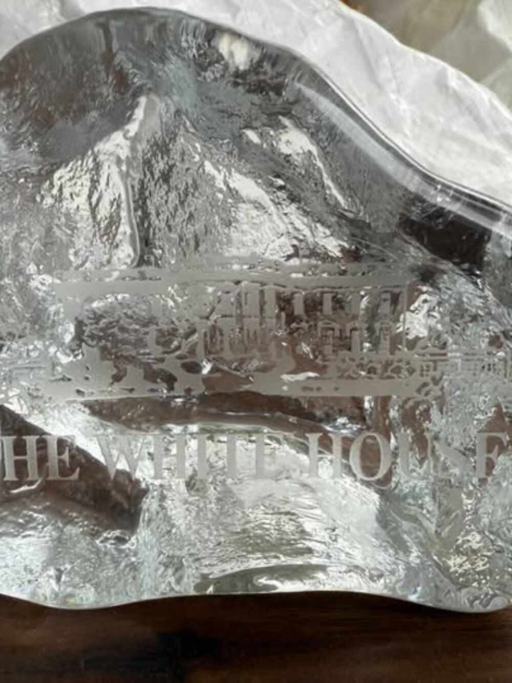 The White House Scandinavian Art Glass-Style (no MM) Etched Paperweight